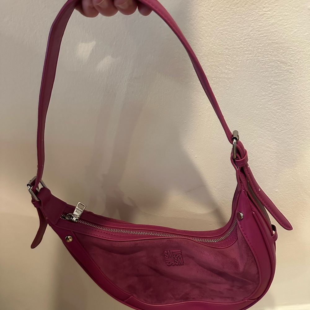 Sleek Pink Steve Madden Shoulder Bag